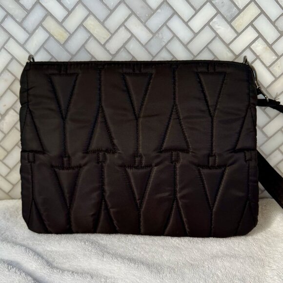 Lug Dazzle Crossbody Bag - Black - EUC - Picture 3 of 15